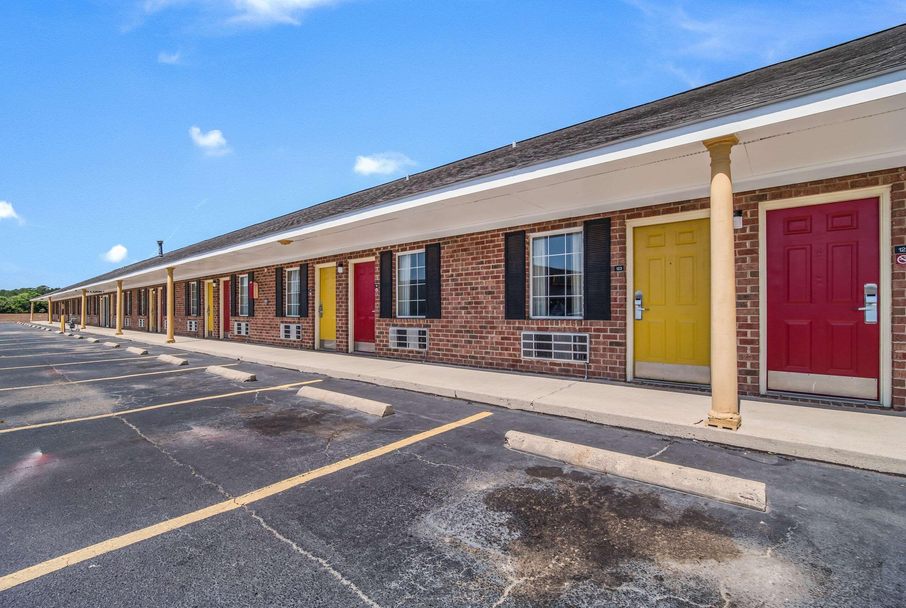 Econo Lodge Santee Exterior photo